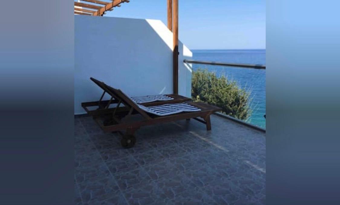 Grande Blue Suites With Private Bay Archangelos  Bagian luar foto