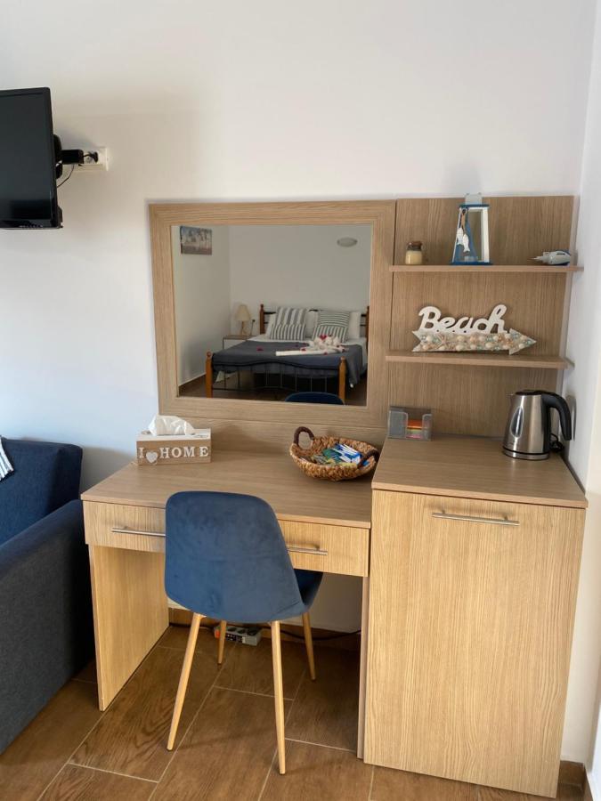 Grande Blue Suites With Private Bay Archangelos  Bagian luar foto